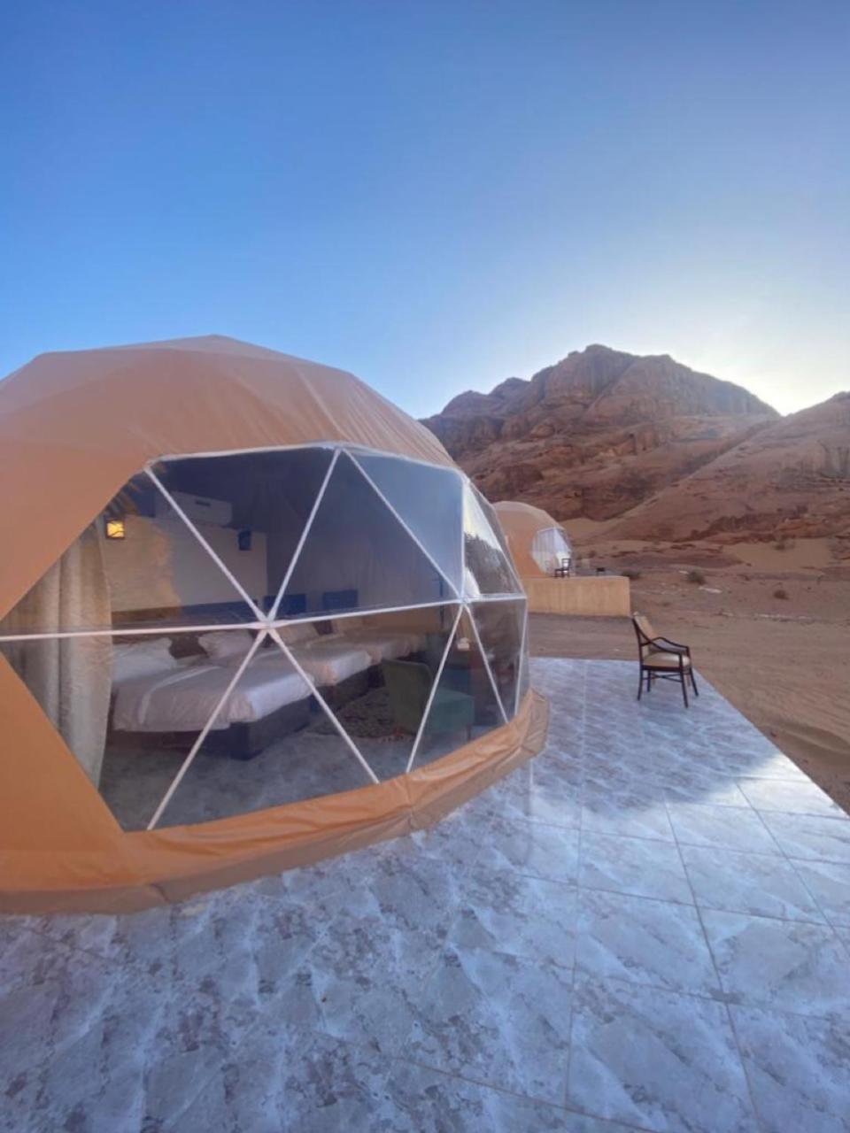 Rum Four Mountain Luxury Camp Wadi Rum Exteriör bild