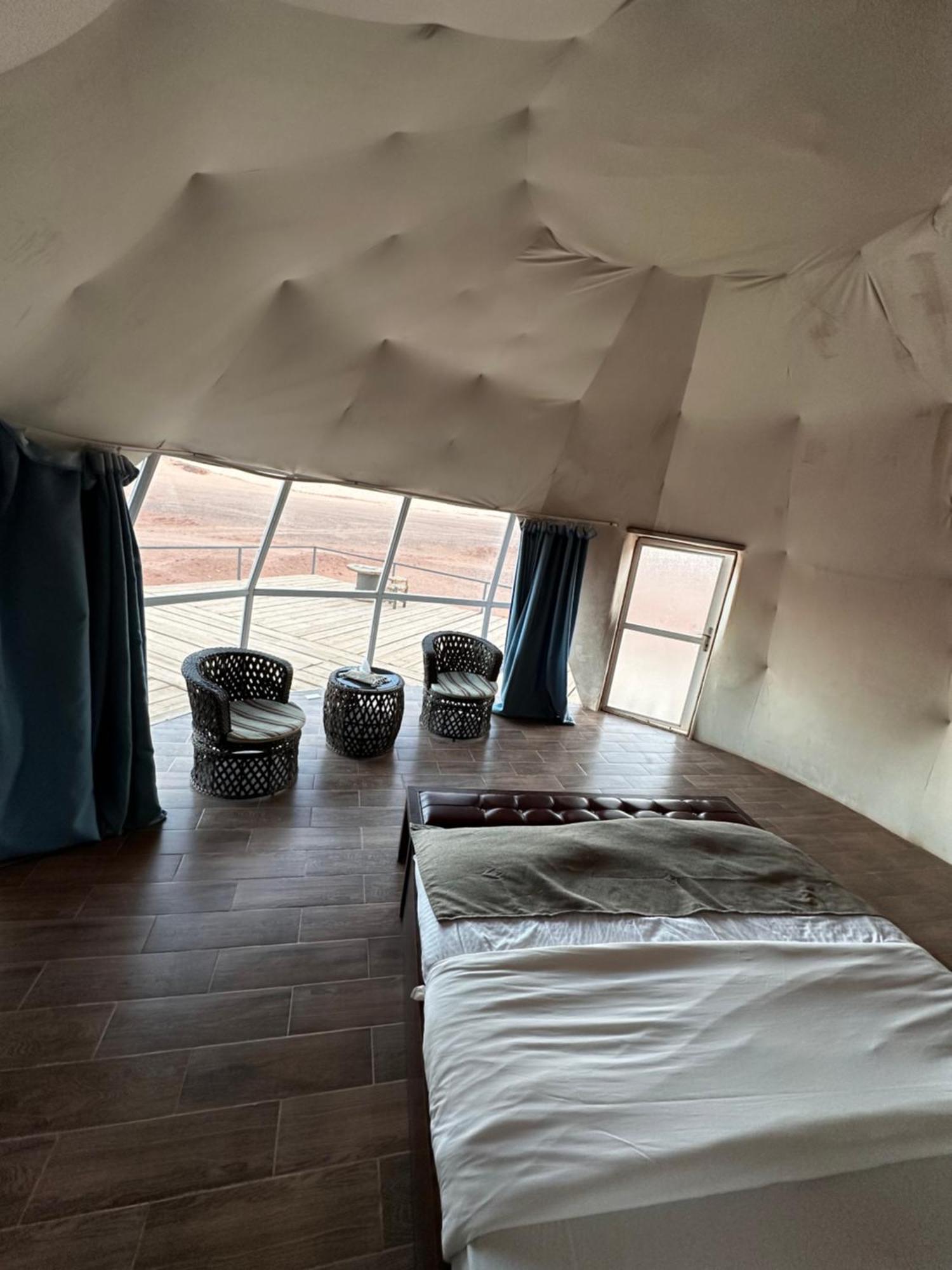 Rum Four Mountain Luxury Camp Wadi Rum Exteriör bild